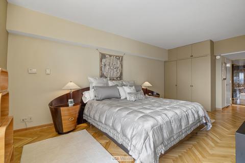 175 E Delaware Pl #6509, Chicago, IL 60611 photo 11