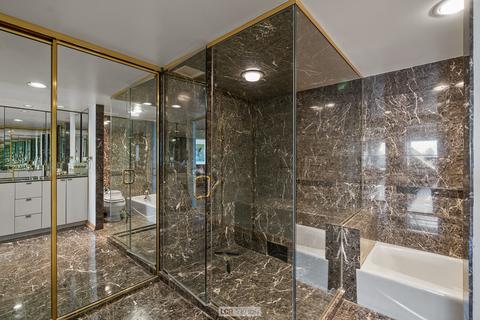 175 E Delaware Pl #6509, Chicago, IL 60611 photo 15