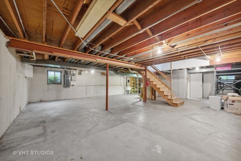 8680 Heather Dr, Burr Ridge, IL 60527 photo 10