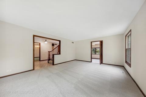 8680 Heather Dr, Burr Ridge, IL 60527 photo 21