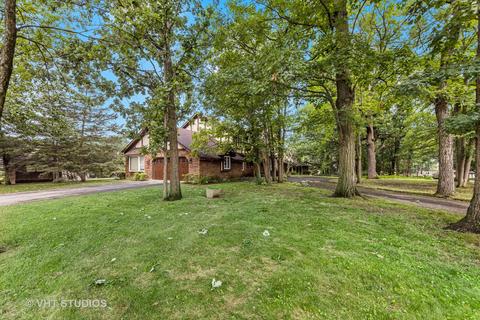 8680 Heather Dr, Burr Ridge, IL 60527 photo 25