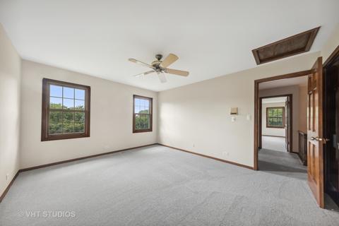 8680 Heather Dr, Burr Ridge, IL 60527 photo 12