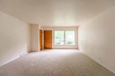 441 N 4th Ave #A, Des Plaines, IL 60016 photo 2