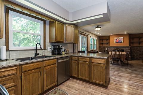 119 Ruth Rd, Bloomington, IL 61701 photo 9