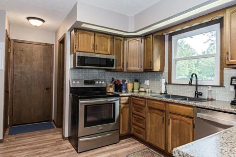119 Ruth Rd, Bloomington, IL 61701 photo 8