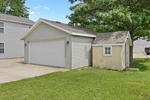 1801 E Lafayette St, Bloomington, IL 61701 photo 2