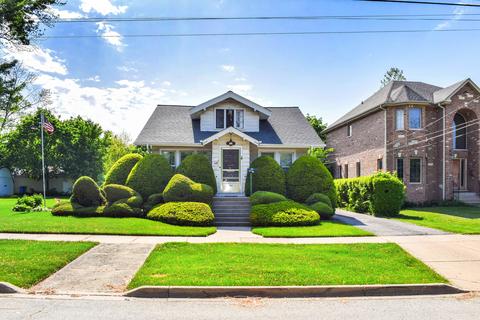 746 S 4th Ave, Des Plaines, IL 60016 photo 1