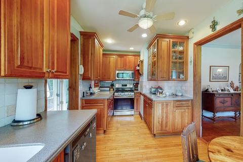 746 S 4th Ave, Des Plaines, IL 60016 photo 9