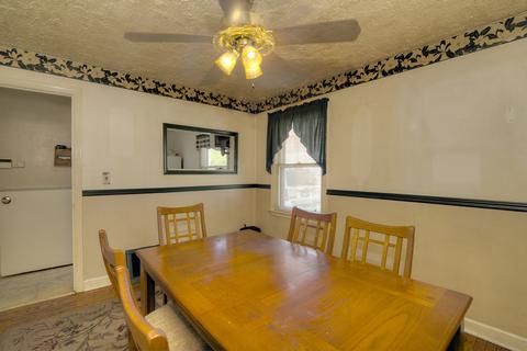 420 Sunset Dr, Elgin, IL 60123 photo 9