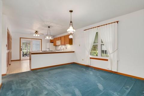 4675 Sunflower Ln, Hoffman Estates, IL 60192 photo 14