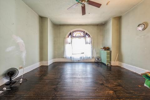 4157 S Berkeley Ave, Chicago, IL 60653 photo 5