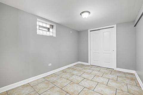 1139 E 82nd Pl, Chicago, IL 60619 photo 11
