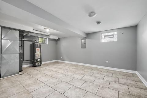 1139 E 82nd Pl, Chicago, IL 60619 photo 13