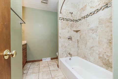 22 Ardith Dr, Normal, IL 61761 photo 32
