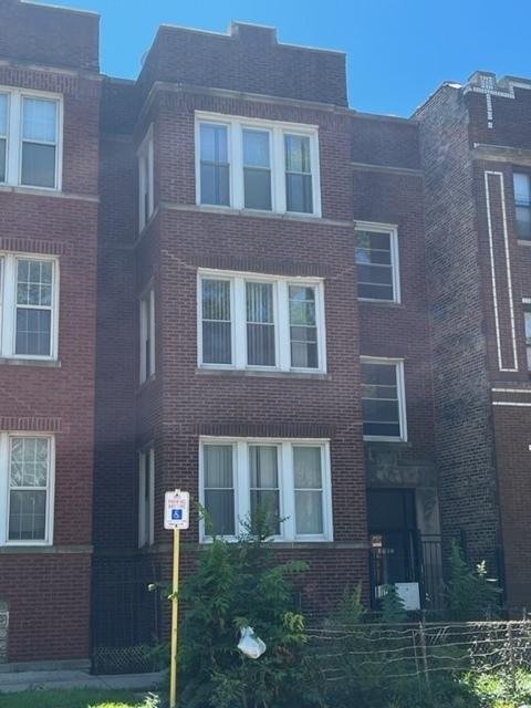 1507 E 69th Pl, Chicago, IL 60637 photo 1