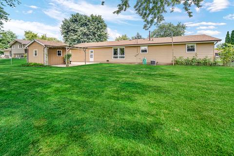 155 Sharp Dr, Manhattan, IL 60442 photo 3
