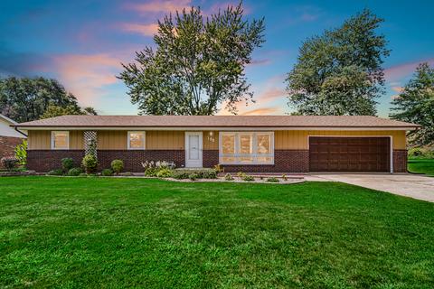 155 Sharp Dr, Manhattan, IL 60442 photo 1