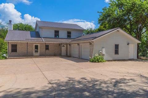 22747 E 1000 North Rd, Downs, IL 61736 photo 1