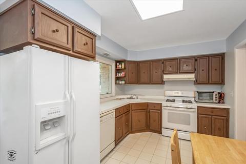 1 Forestway Dr, Deerfield, IL 60015 photo 8