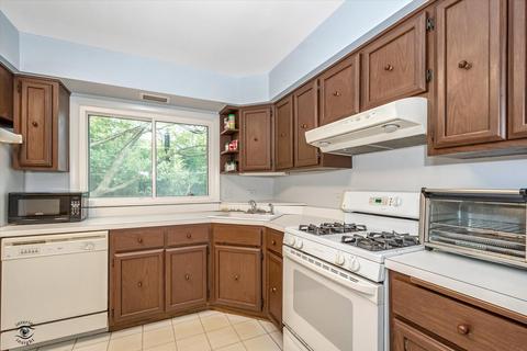 1 Forestway Dr, Deerfield, IL 60015 photo 7