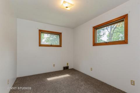 719 E Chapin St, Morris, IL 60450 photo 7