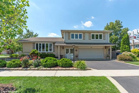 2000 W Mark Ter, Mount Prospect, IL 60056 photo 1