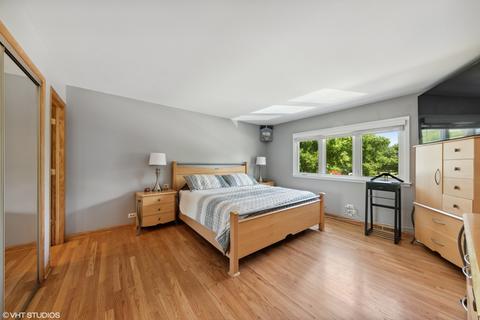 2000 W Mark Ter, Mount Prospect, IL 60056 photo 9