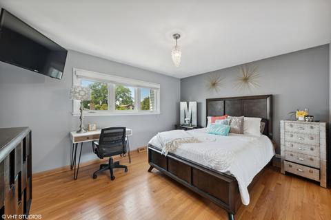 2000 W Mark Ter, Mount Prospect, IL 60056 photo 14