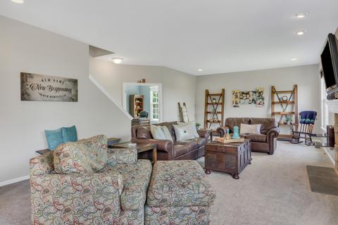 1806 Prairie Ridge Cir, Lindenhurst, IL 60046 photo 24