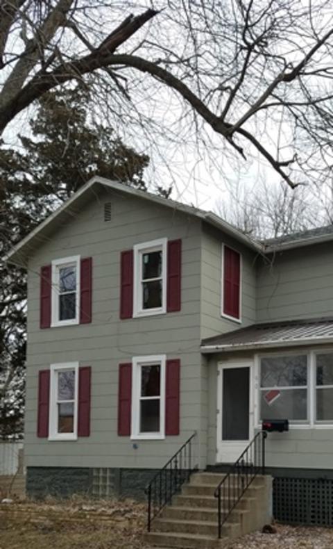 90 Logan Ave, Dixon, IL 61021 photo 1