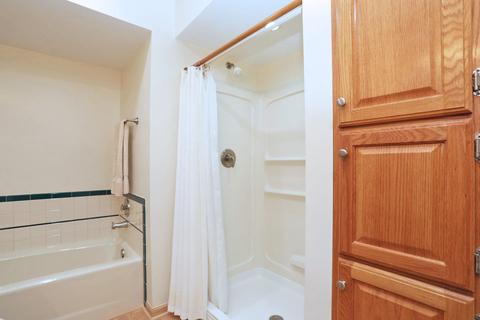 1616 Cypress Ct, Hoffman Estates, IL 60169 photo 17