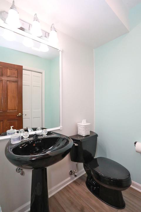 1616 Cypress Ct, Hoffman Estates, IL 60169 photo 11