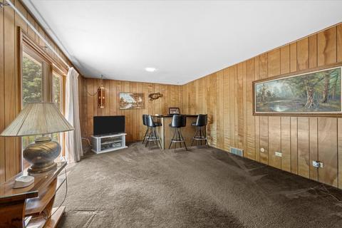 752 Diane Ave, Elgin, IL 60123 photo 14