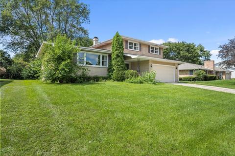 752 Diane Ave, Elgin, IL 60123 photo 17