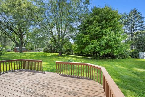 752 Diane Ave, Elgin, IL 60123 photo 21