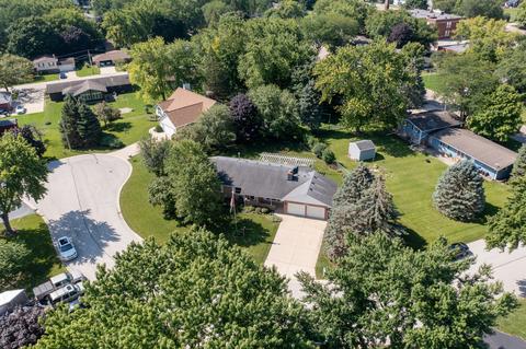 205 E Birch St, Elburn, IL 60119 photo 3