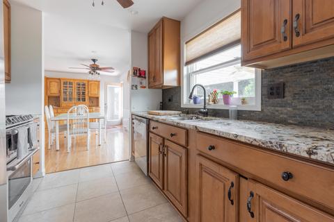205 E Birch St, Elburn, IL 60119 photo 9