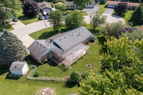 205 E Birch St, Elburn, IL 60119 photo 2