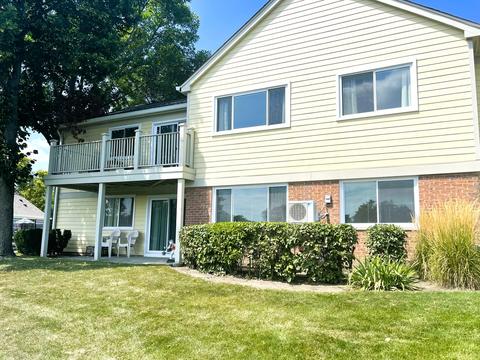 1608 Newburn Ct #D2, Wheeling, IL 60090 photo 24