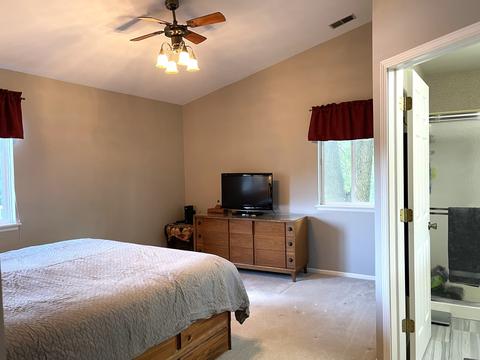 1608 Newburn Ct #D2, Wheeling, IL 60090 photo 13