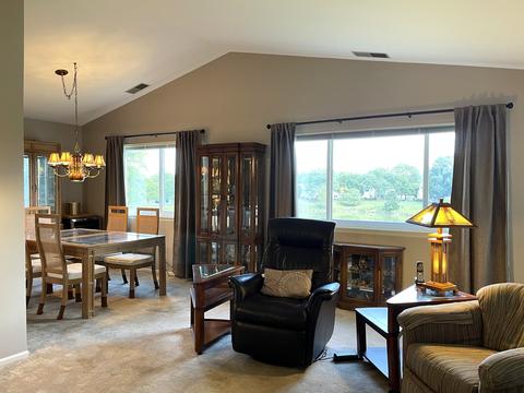 1608 Newburn Ct #D2, Wheeling, IL 60090 photo 7
