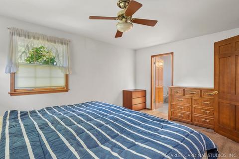 2 S372 Seneca Dr, Wheaton, IL 60189 photo 14
