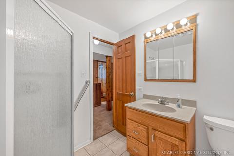 2 S372 Seneca Dr, Wheaton, IL 60189 photo 19
