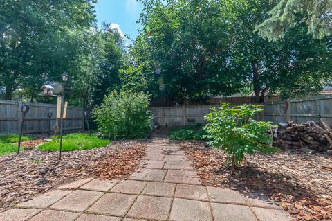 1323 Maroon Dr, Elgin, IL 60120 photo 14