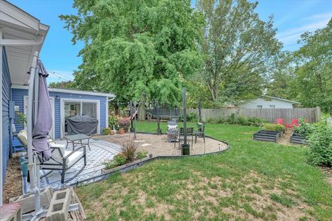 1609 Harrington Dr, Champaign, IL 61821 photo 5