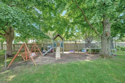 1609 Harrington Dr, Champaign, IL 61821 photo 11