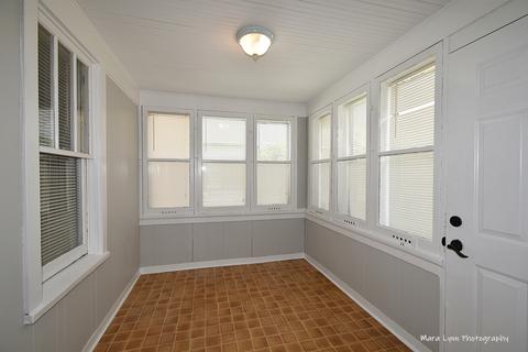 849 E Lake St, Aurora, IL 60506 photo 2