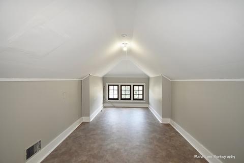 849 E Lake St, Aurora, IL 60506 photo 17