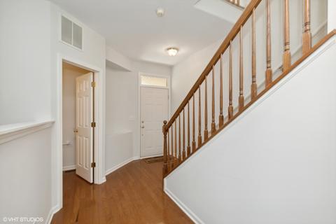 332 Emerald Ln, Algonquin, IL 60102 photo 3
