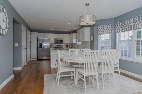 1917 Saltonstall Dr, Normal, IL 61761 photo 14